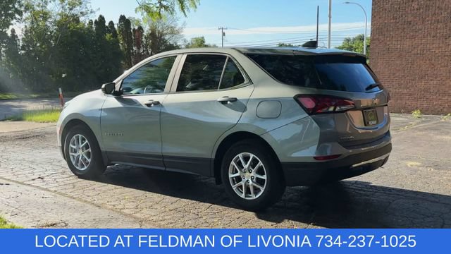 Used 2024 Chevrolet Equinox LT w/ LPO, Floor Liner Package FWD image 6