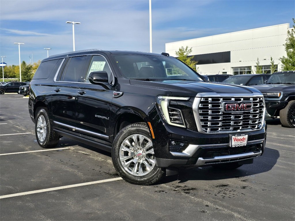 New 2026 GMC Yukon XL Denali image 2