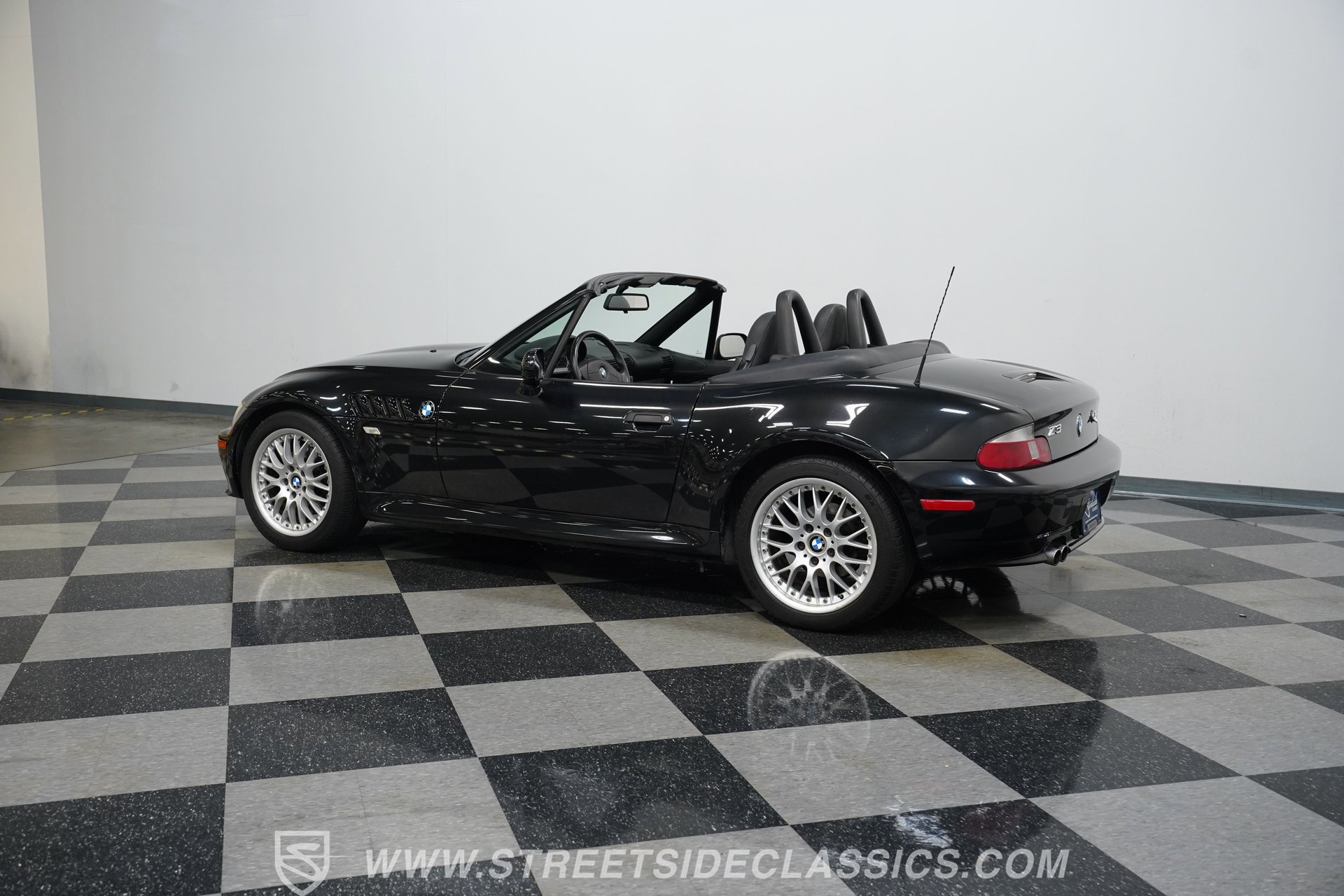 Used 2002 BMW Z3 3.0i image 9