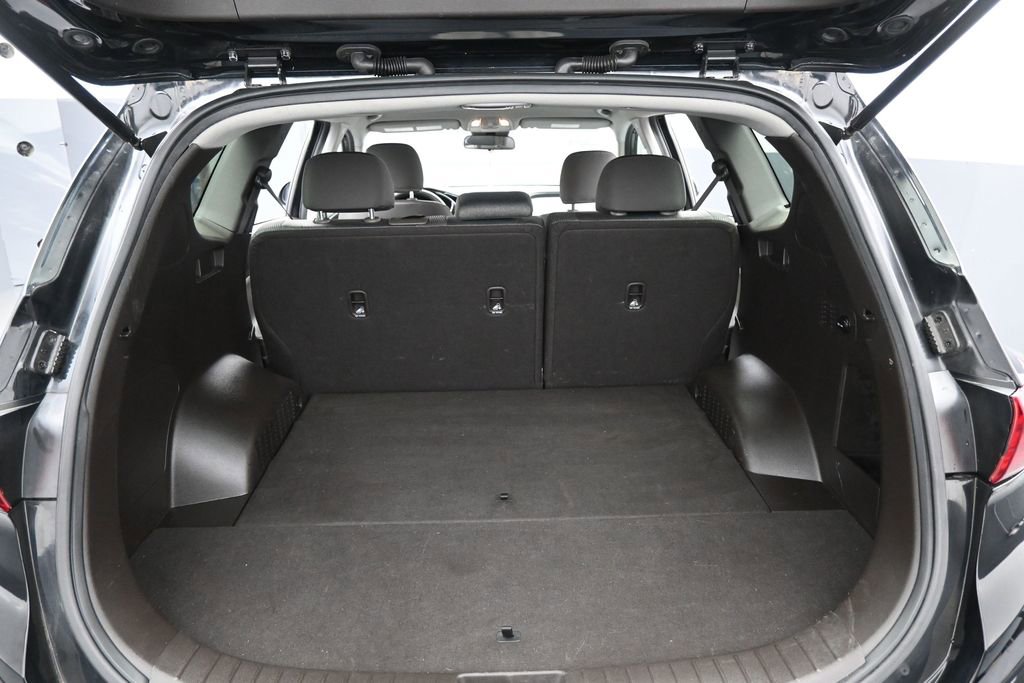 Used 2019 Hyundai Santa Fe SE AWD/4WD image 29