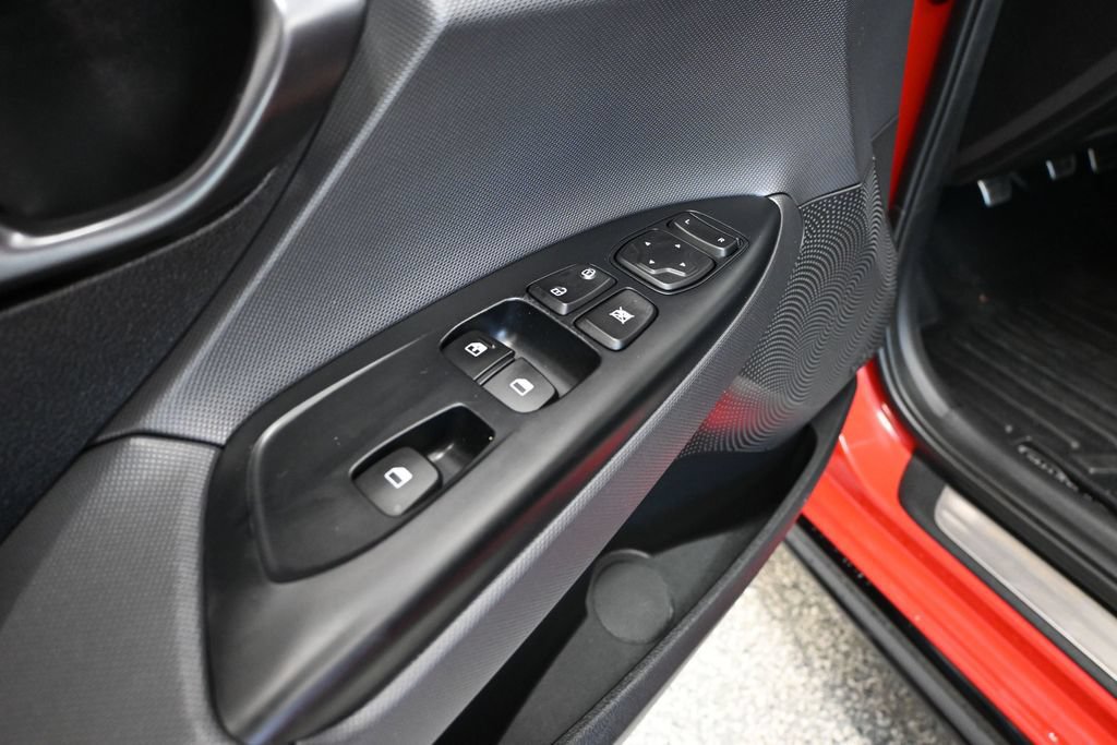 Used 2020 Hyundai Veloster N FWD image 15