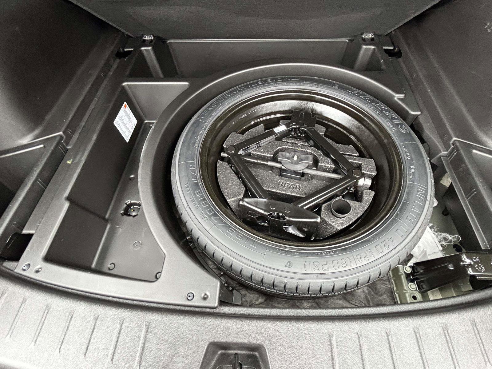 Used 2024 Chevrolet Blazer LT w/ Convenience Package image 16