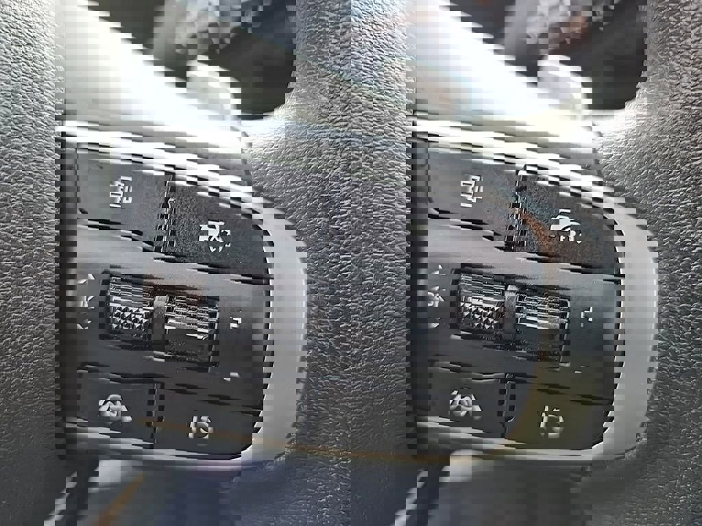 Used 2023 Kia Sportage LX image 13