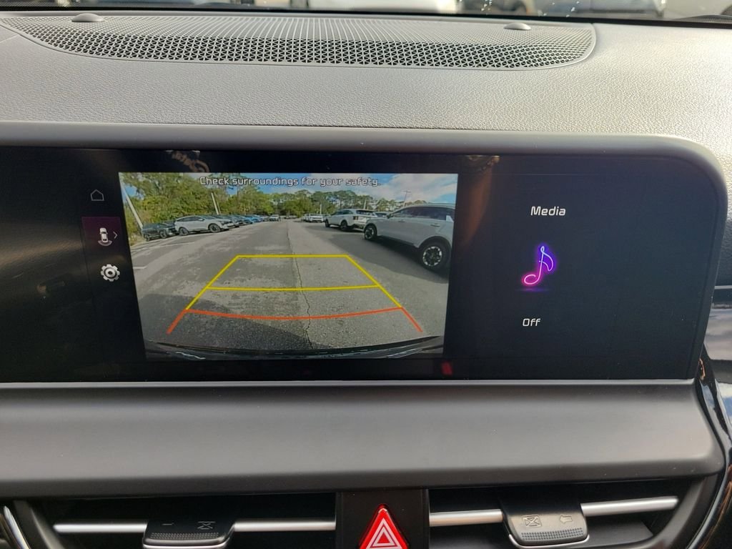 New 2026 Kia Seltos S FWD image 32