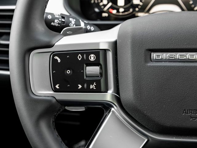 Certified 2025 Land Rover Discovery Dynamic SE AWD/4WD image 20