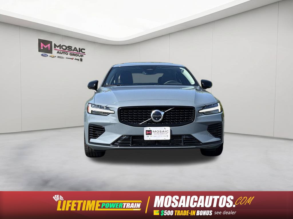 Used 2023 Volvo S60 T8 Plus AWD/4WD image 2