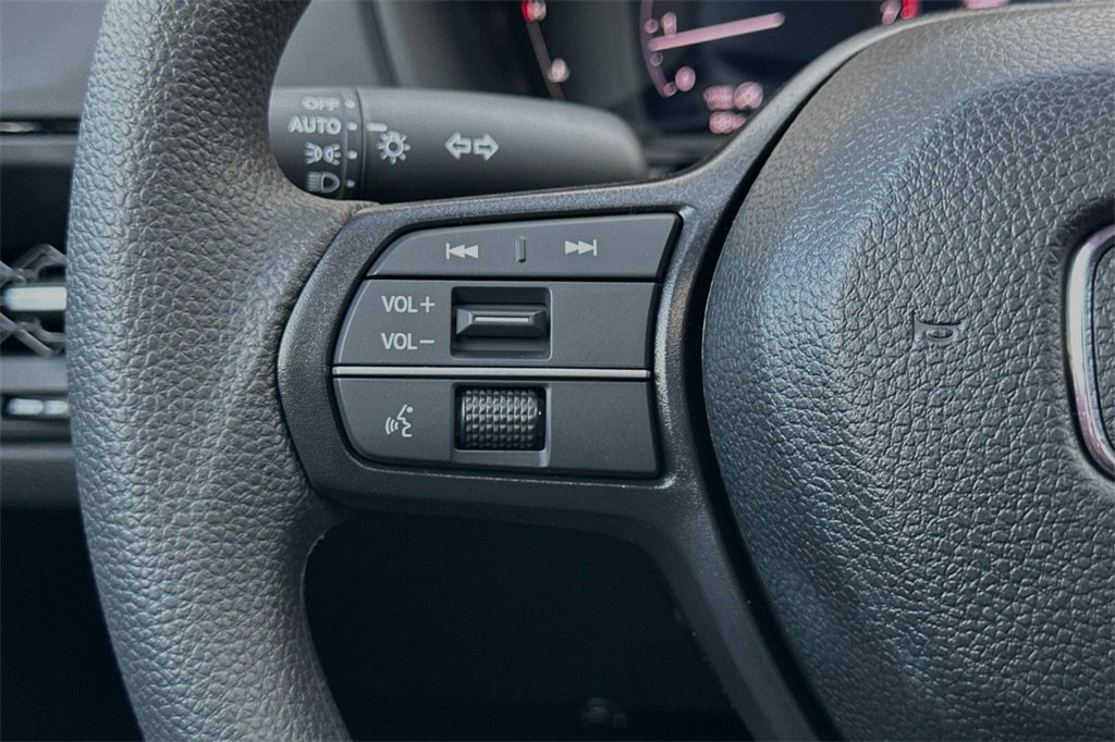 New 2025 Honda Accord SE image 25