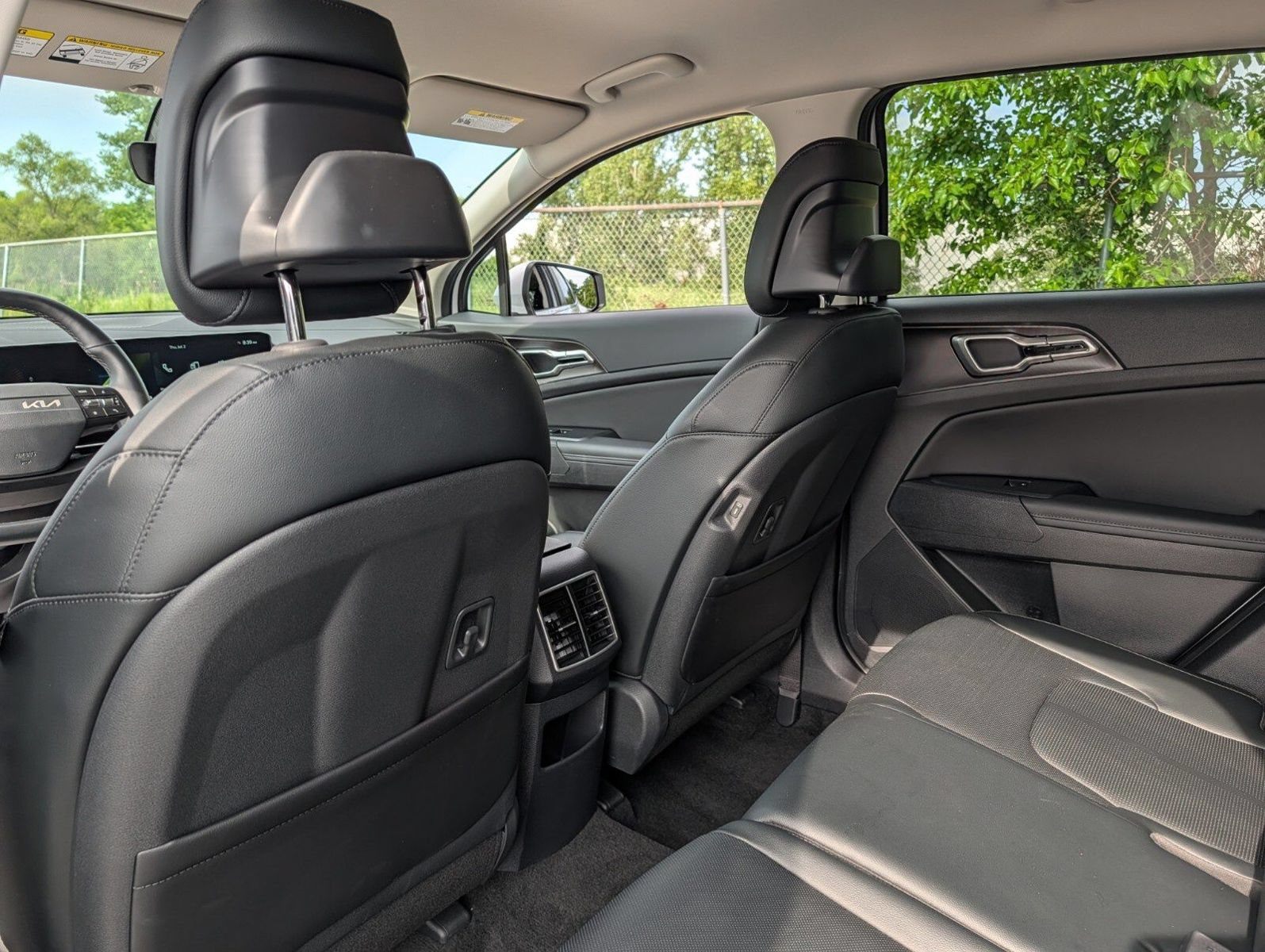 Used 2026 Kia Sportage EX FWD image 18