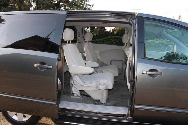 Used 2004 Nissan Quest S w/ (SEA) Seat Pkg FWD image 6