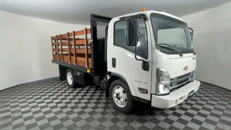 New 2025 Chevrolet Low Cab Forward image 3