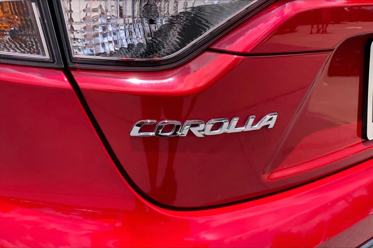 Used 2020 Toyota Corolla SE FWD image 30