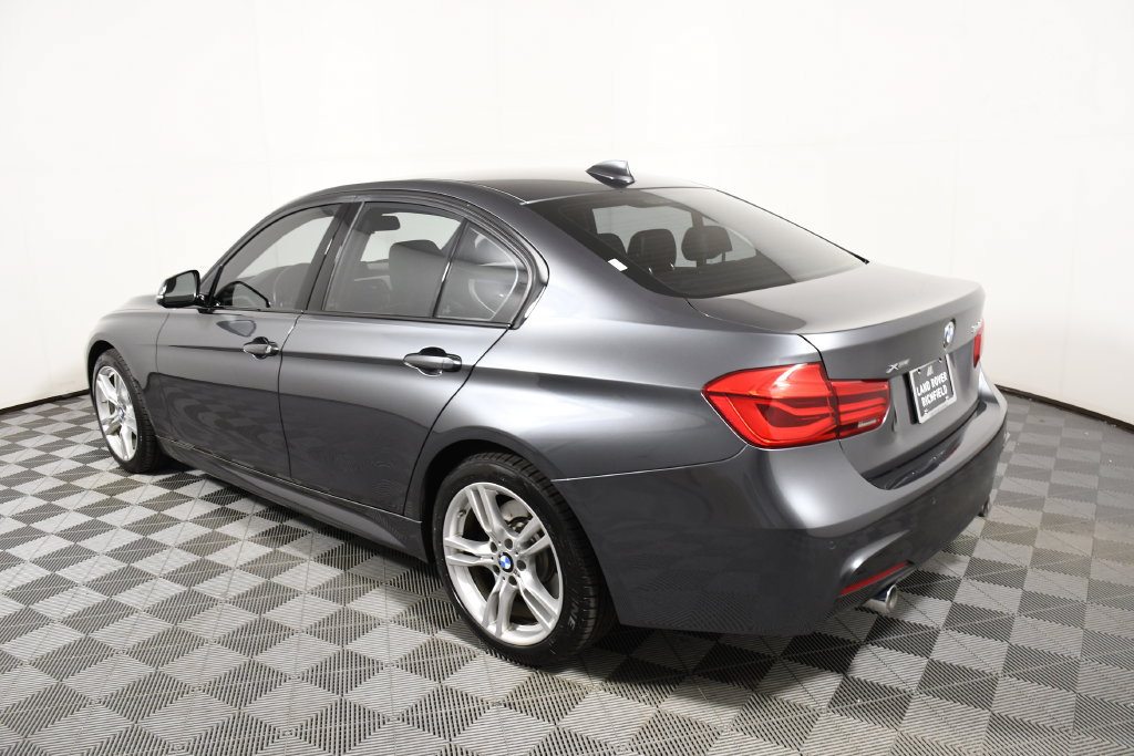 Used 2018 BMW 340i xDrive Sedan AWD/4WD image 3