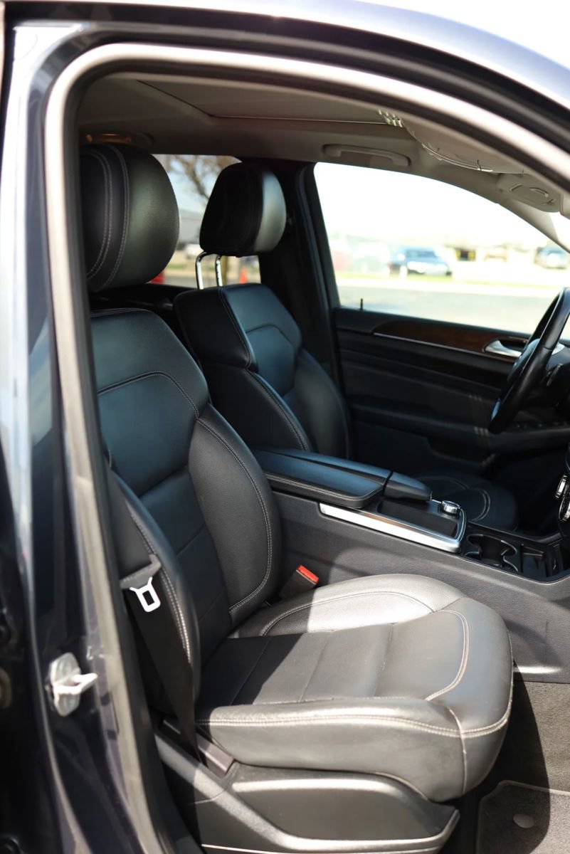 Used 2012 Mercedes-Benz ML 350 4MATIC image 46