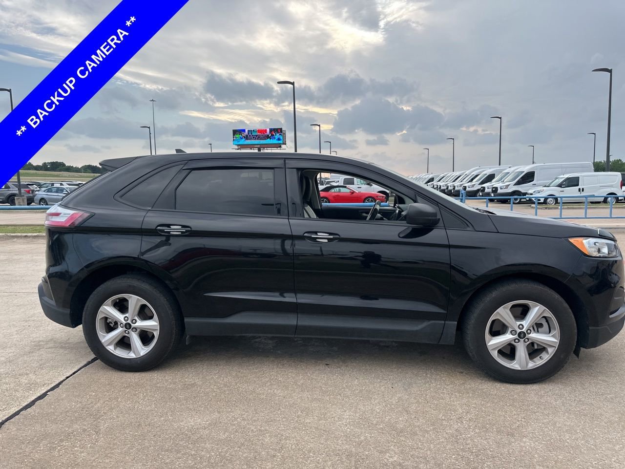 Used 2024 Ford Edge SE AWD/4WD image 6