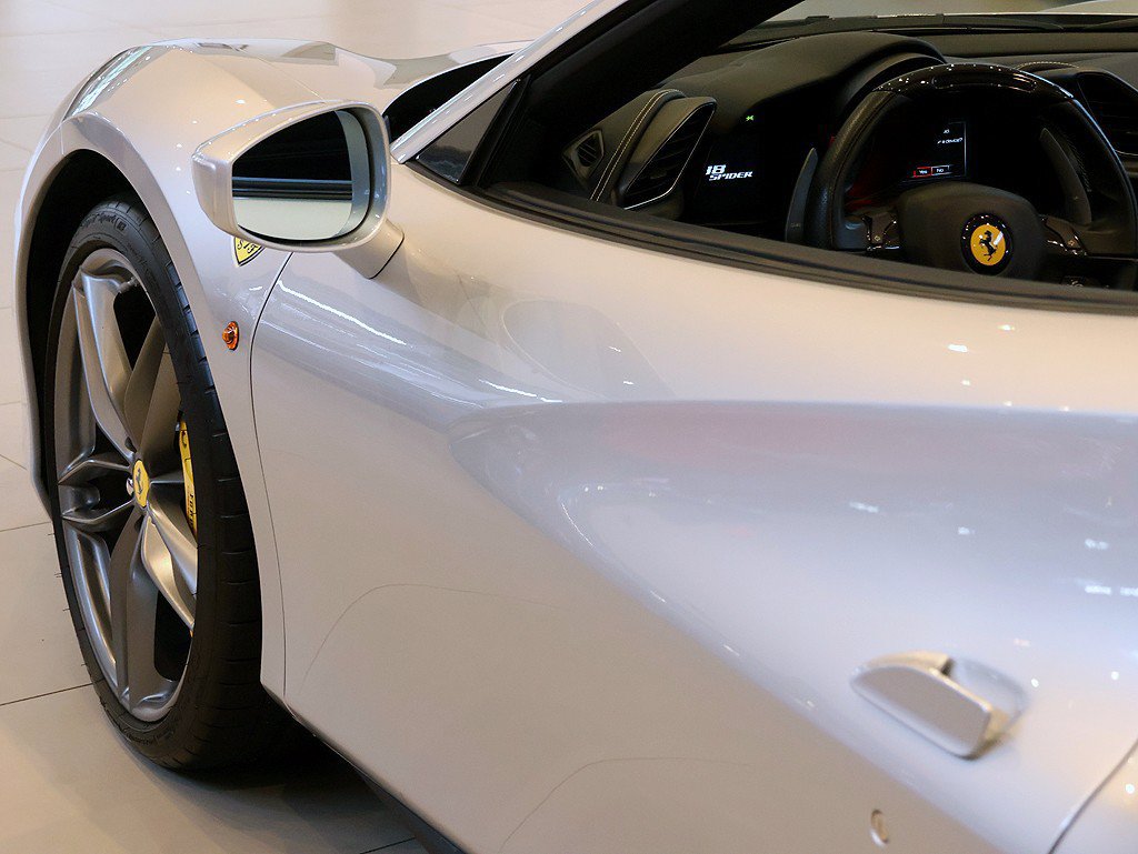 Certified 2018 Ferrari 488 Spider RWD image 65