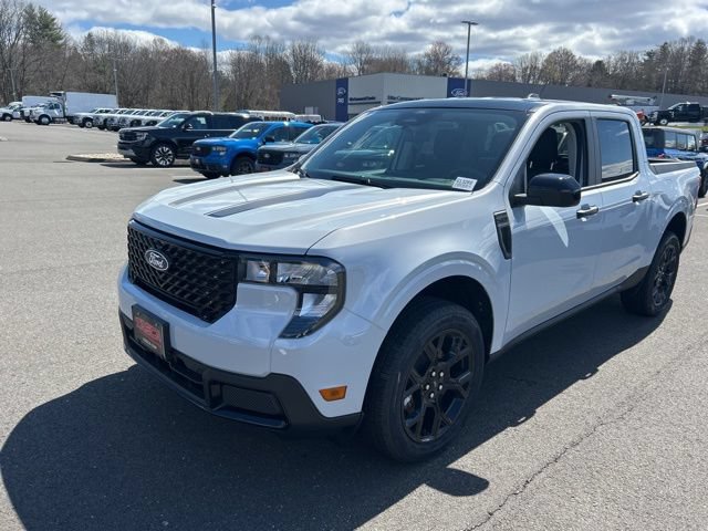 New 2026 Ford Maverick XLT w/ Black Appearance Package AWD/4WD image 3