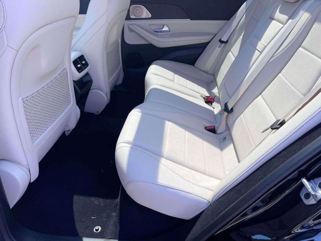 New 2026 Mercedes-Benz GLE 450 4MATIC image 16