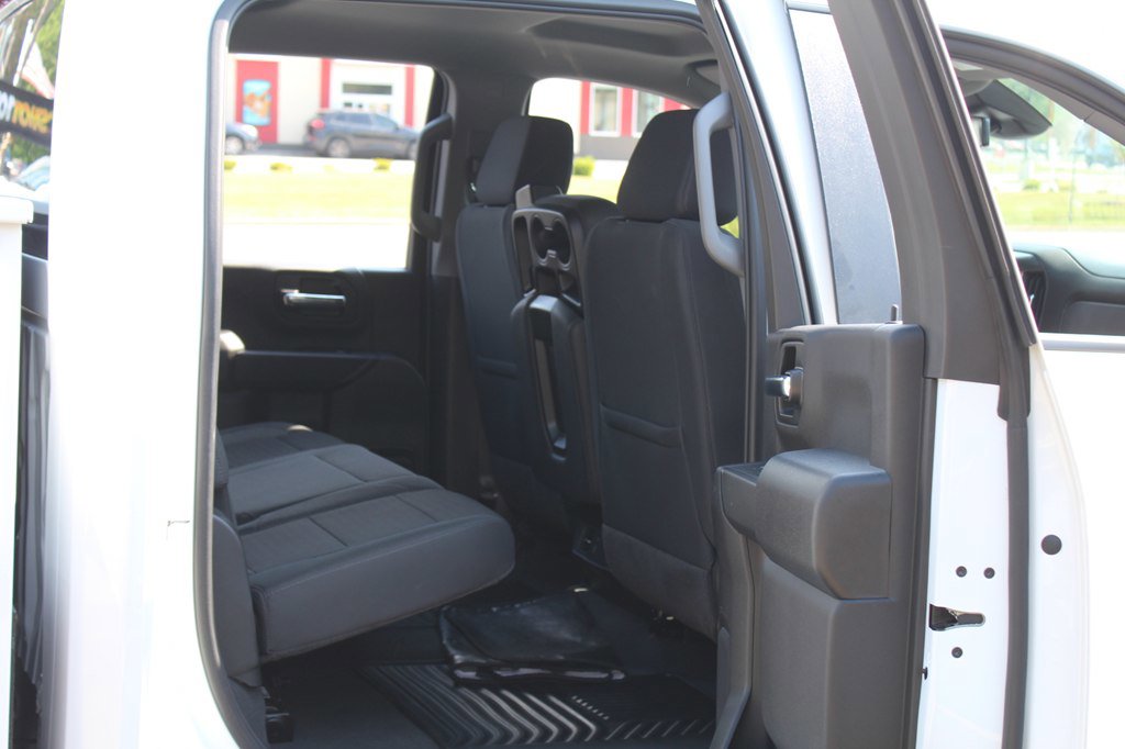 Used 2025 Chevrolet Silverado 2500 Custom w/ Custom Value Package AWD/4WD image 28