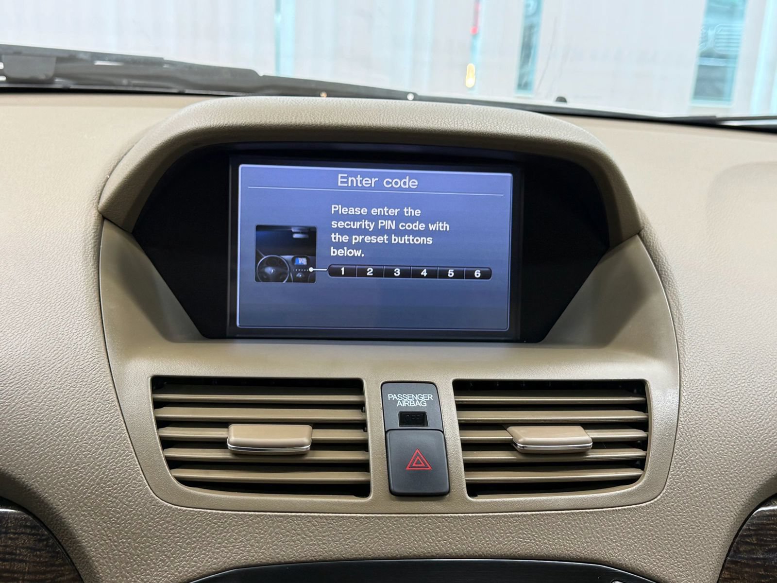 Used 2013 Acura MDX w/ Technology & Entertainment AWD/4WD image 32