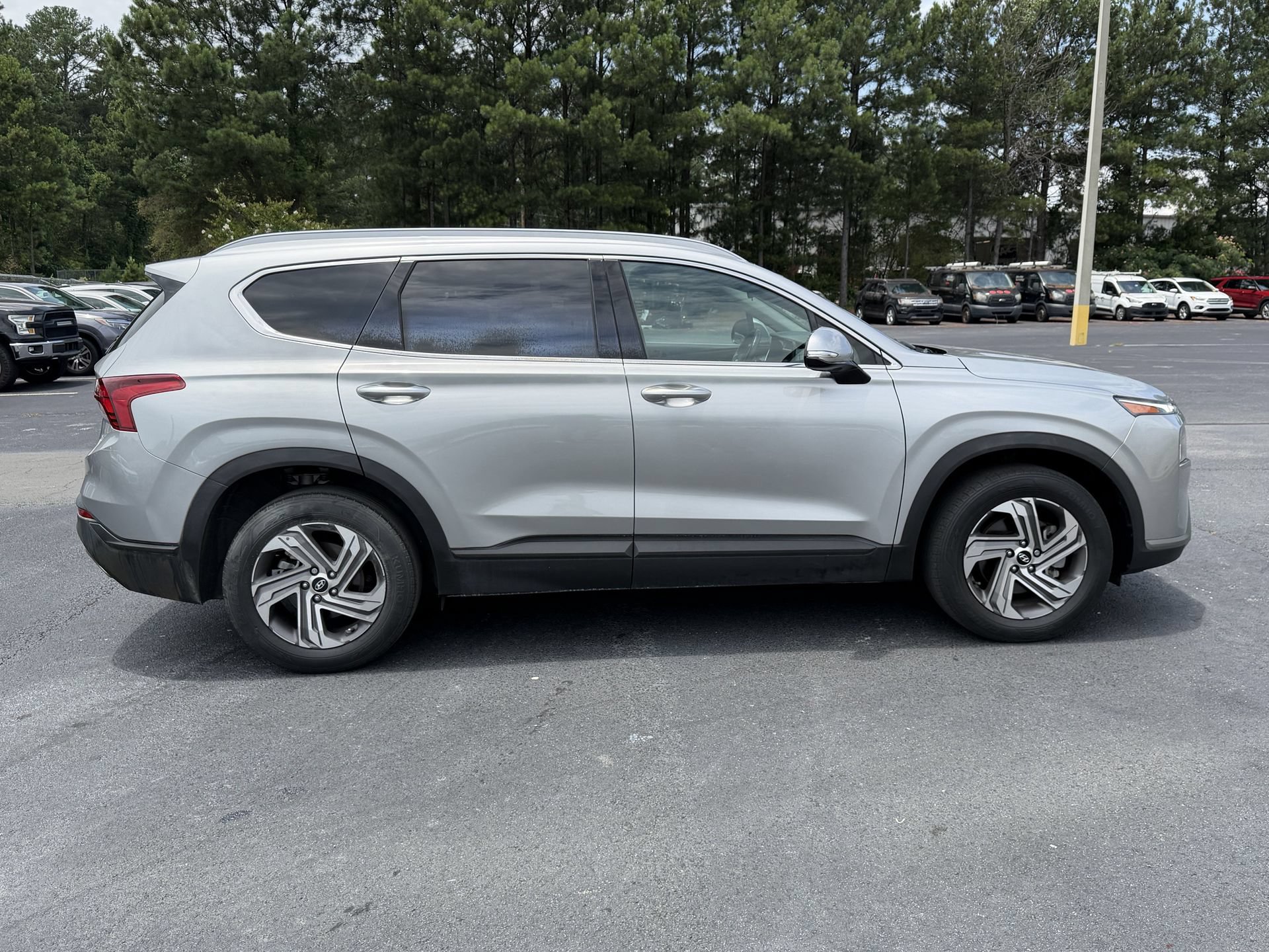 Used 2023 Hyundai Santa Fe SEL FWD image 18