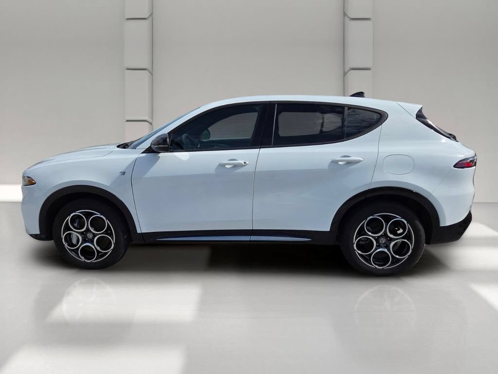 Used 2024 Alfa Romeo Tonale Ti AWD/4WD image 9