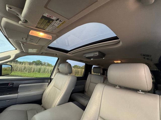 Used 2017 Toyota Sequoia SR5 w/ Premium Package RWD image 26