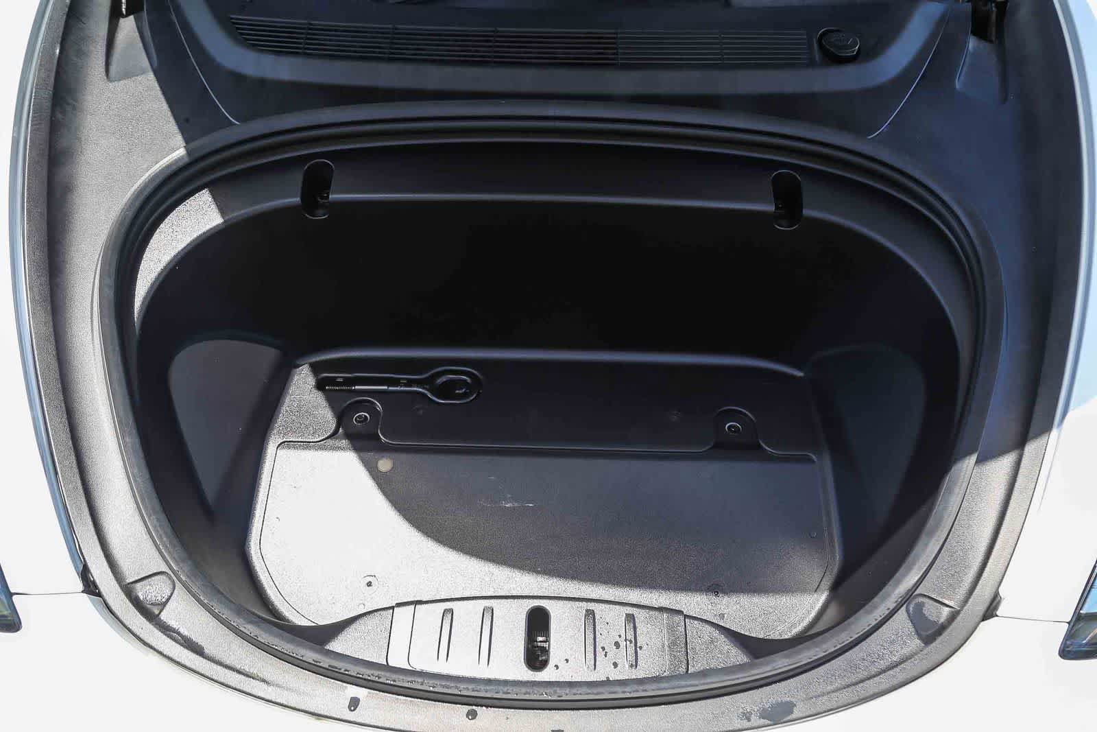 Used 2020 Tesla Model 3 Standard Range Plus RWD image 28