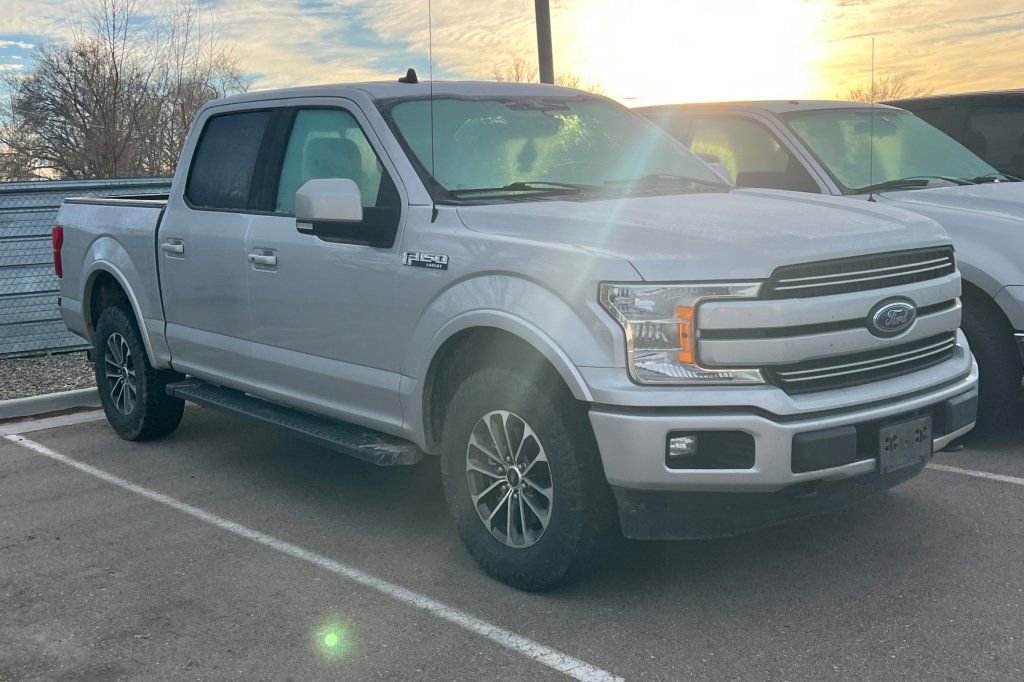 Used 2019 Ford F150 Lariat image 2