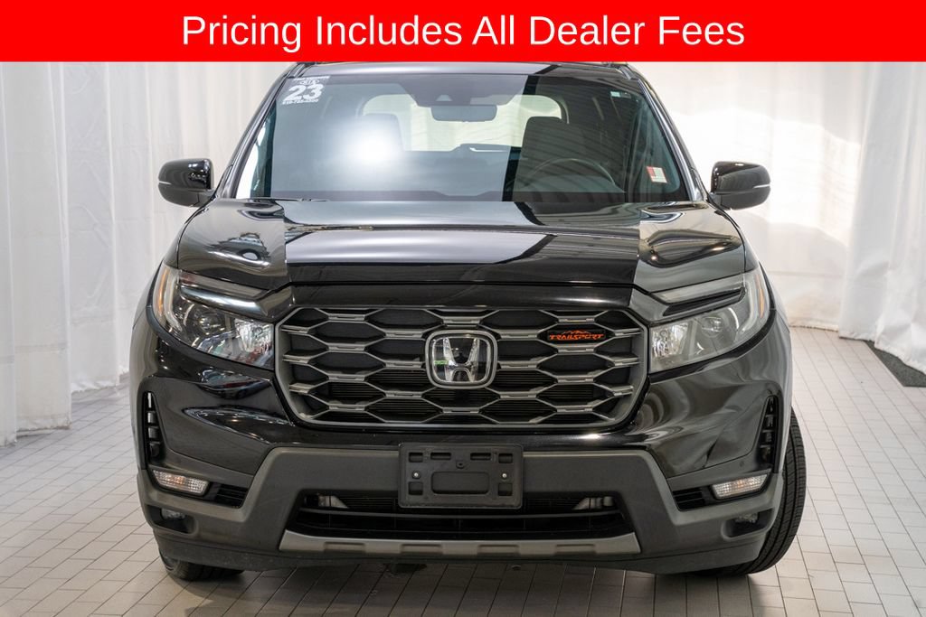 Used 2023 Honda Passport TrailSport image 2