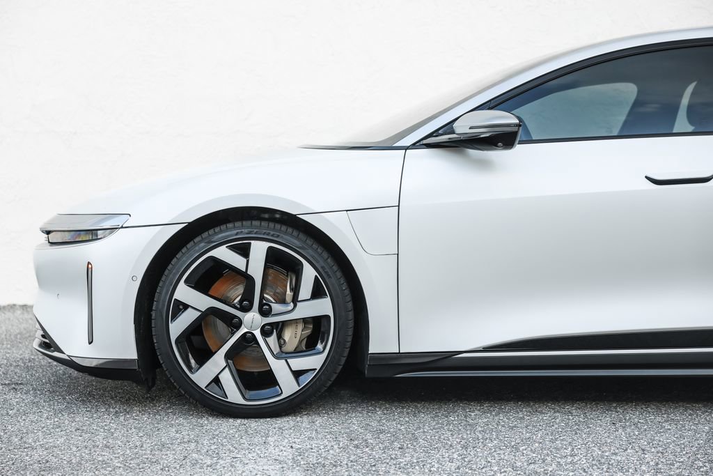 Used 2022 Lucid Air Dream Edition image 13