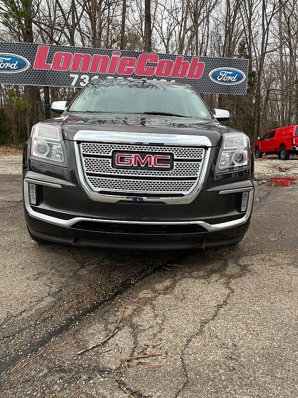 Used 2016 GMC Terrain Denali image 2