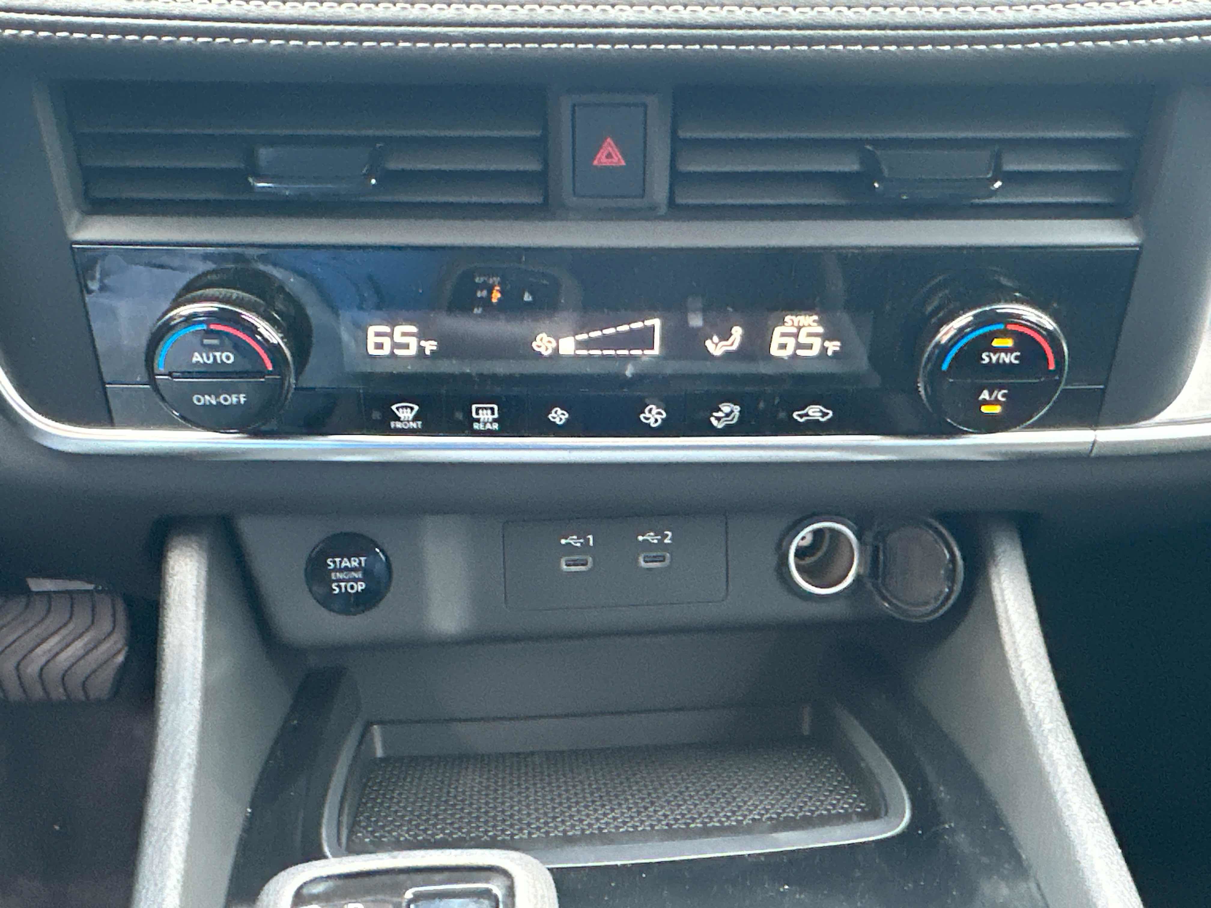 New 2026 Nissan Rogue SV AWD/4WD image 32