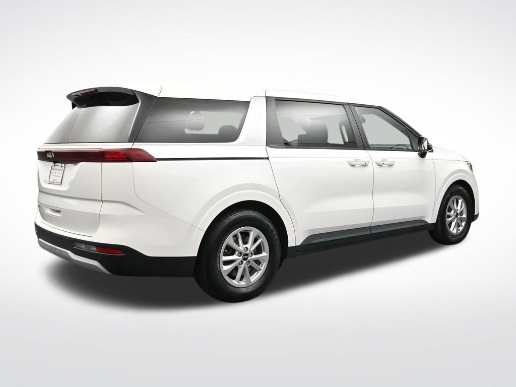 Used 2022 Kia Carnival LX FWD image 5