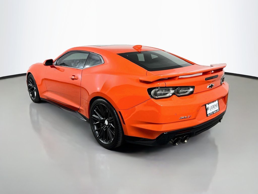 Used 2019 Chevrolet Camaro ZL1 RWD image 9