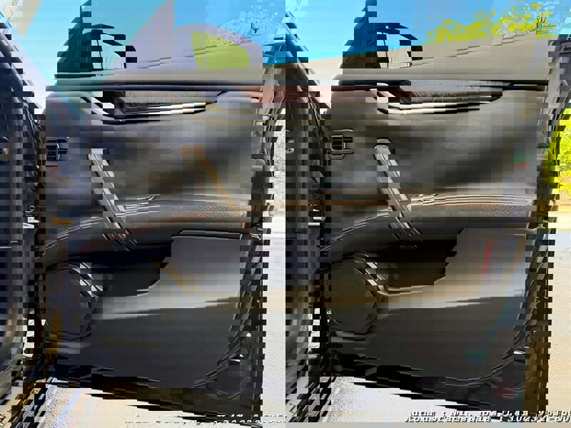 Used 2016 Maserati Ghibli S image 25