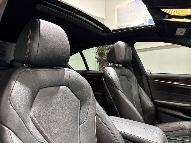 Used 2017 BMW 530i RWD image 55