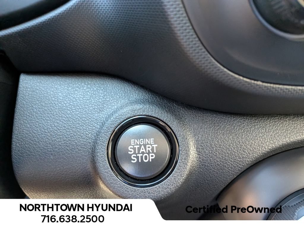 Certified 2026 Hyundai Venue SEL FWD image 19
