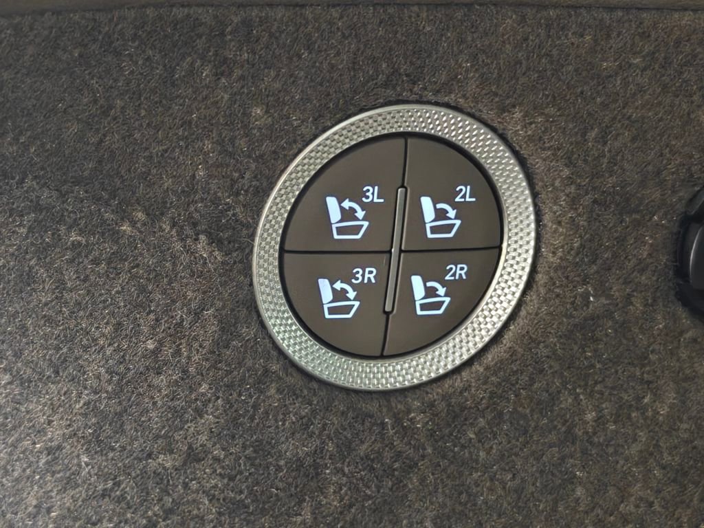 Used 2023 Genesis GV80 3.5T Advanced + image 48