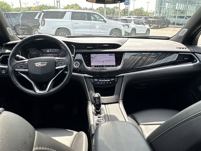 Used 2023 Cadillac XT6 Premium Luxury AWD/4WD image 21
