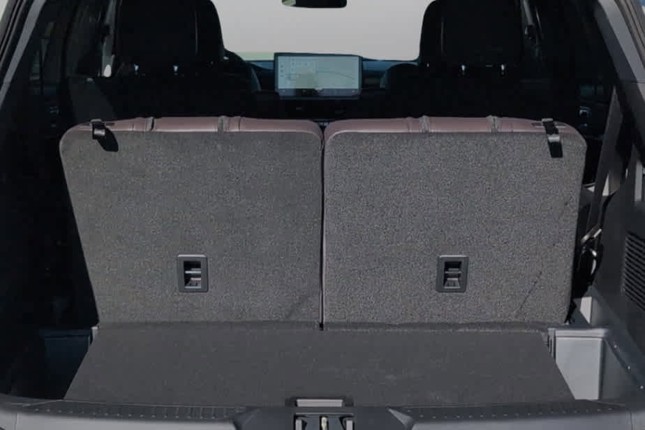 New 2025 Ford Explorer Platinum image 5