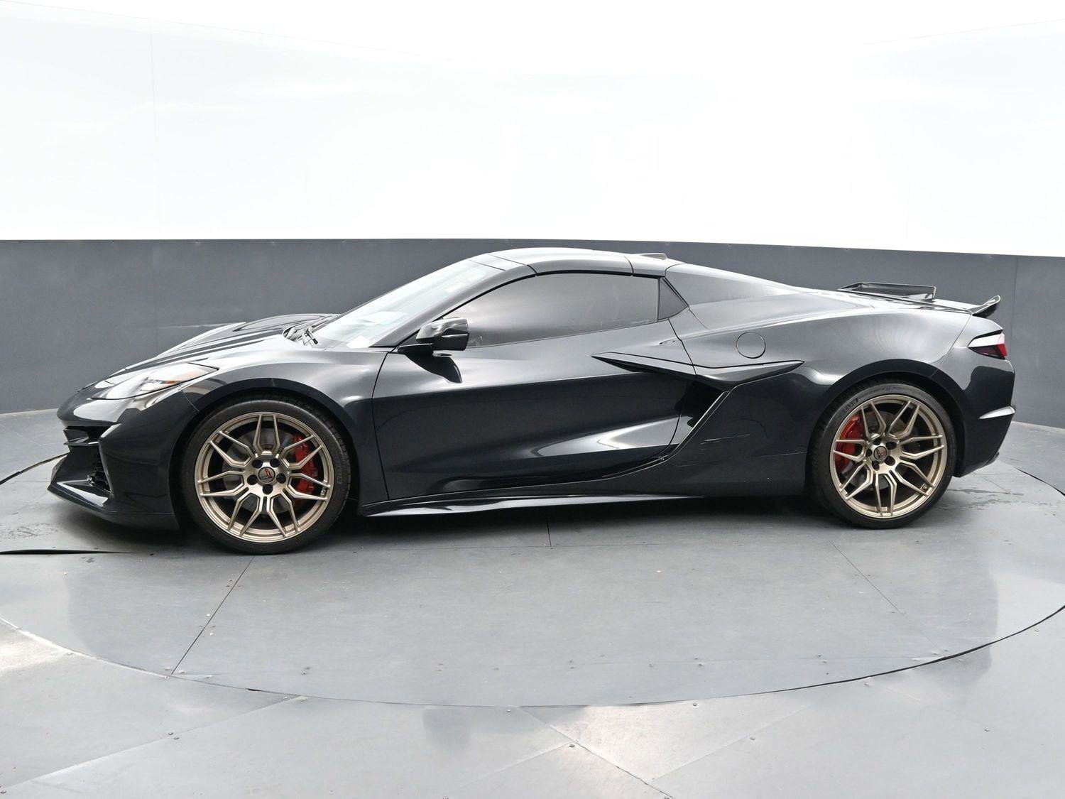 Used 2024 Chevrolet Corvette Z06 image 4