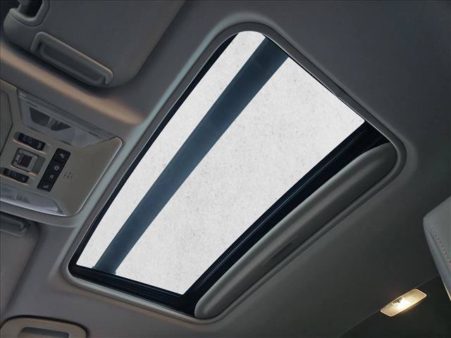 Used 2019 Toyota RAV4 Limited w/ Cold Weather Package FWD image 16