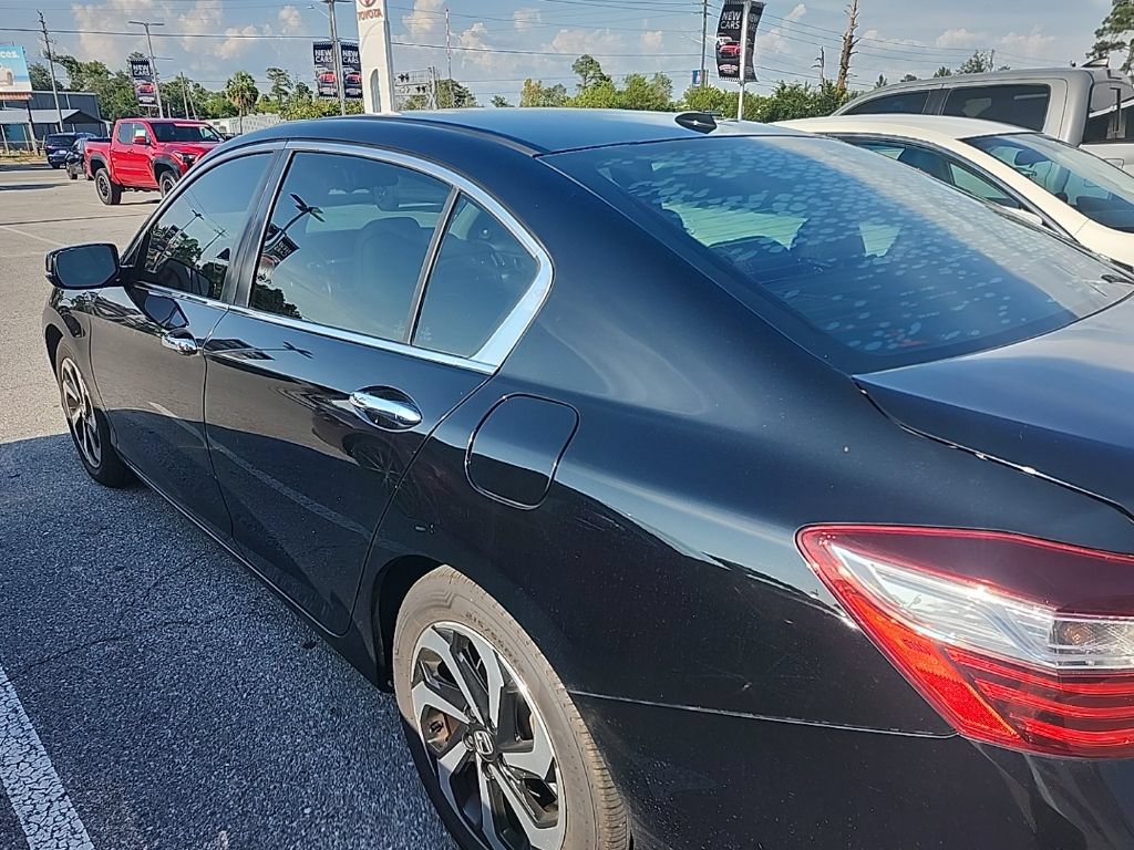 Used 2017 Honda Accord EX-L image 23