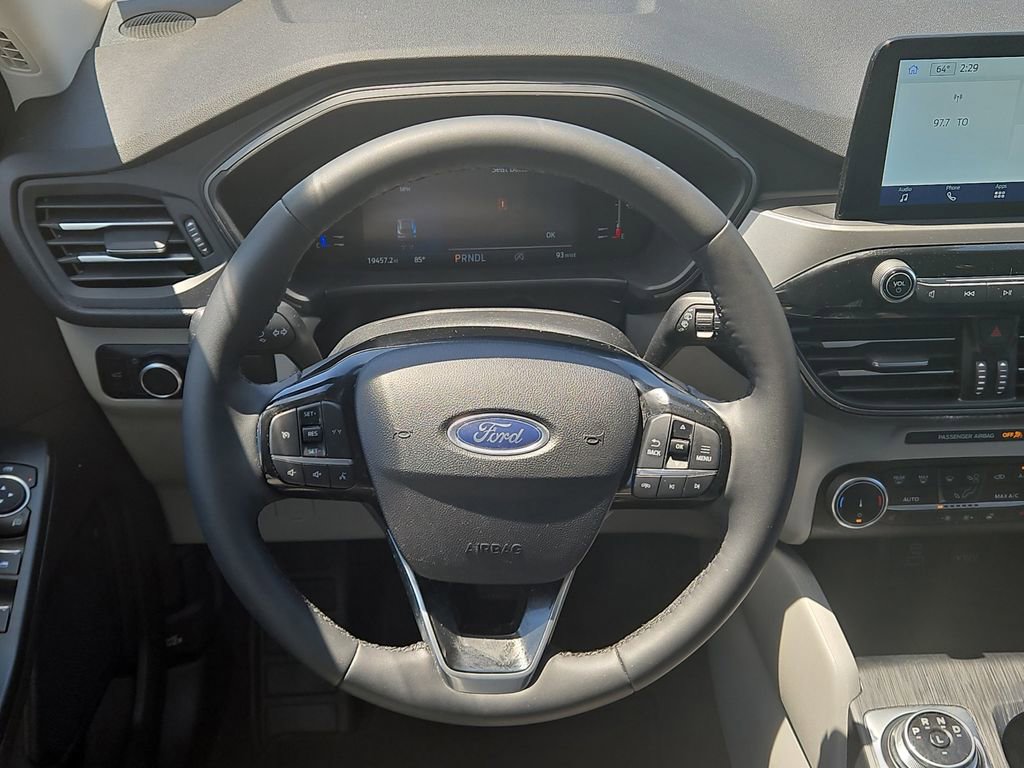 Used 2023 Ford Escape Active w/ Cold Weather Package FWD image 13