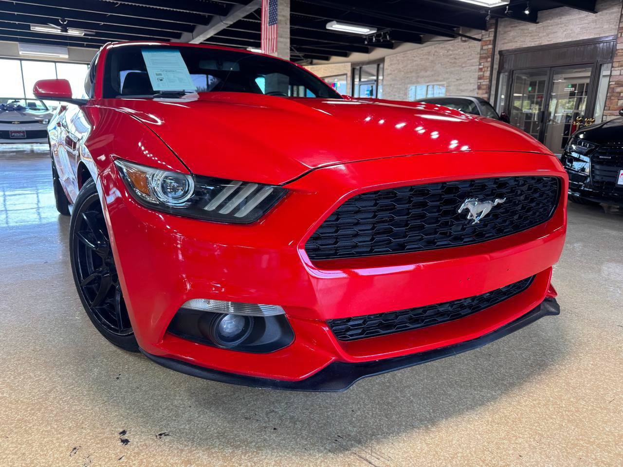 Used 2015 Ford Mustang Coupe RWD image 1