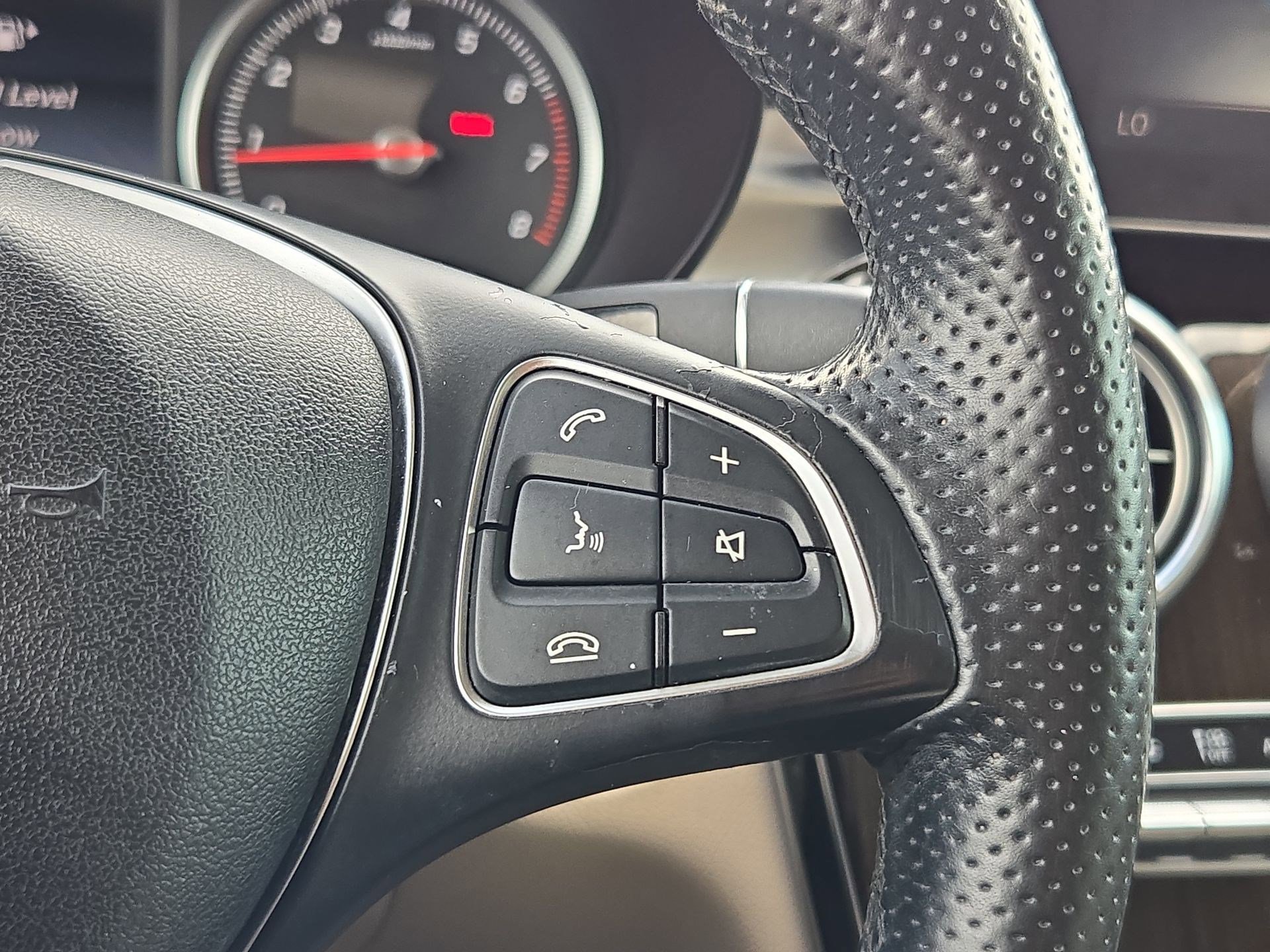 Used 2016 Mercedes-Benz GLC 300 image 18