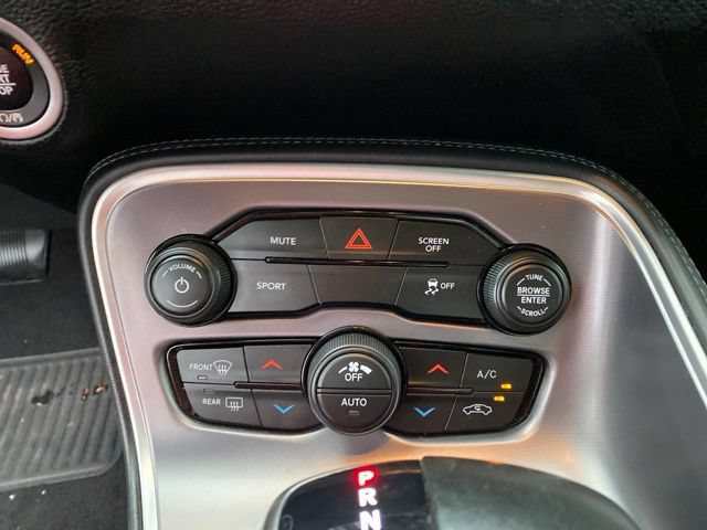 Used 2019 Dodge Challenger SXT RWD image 21
