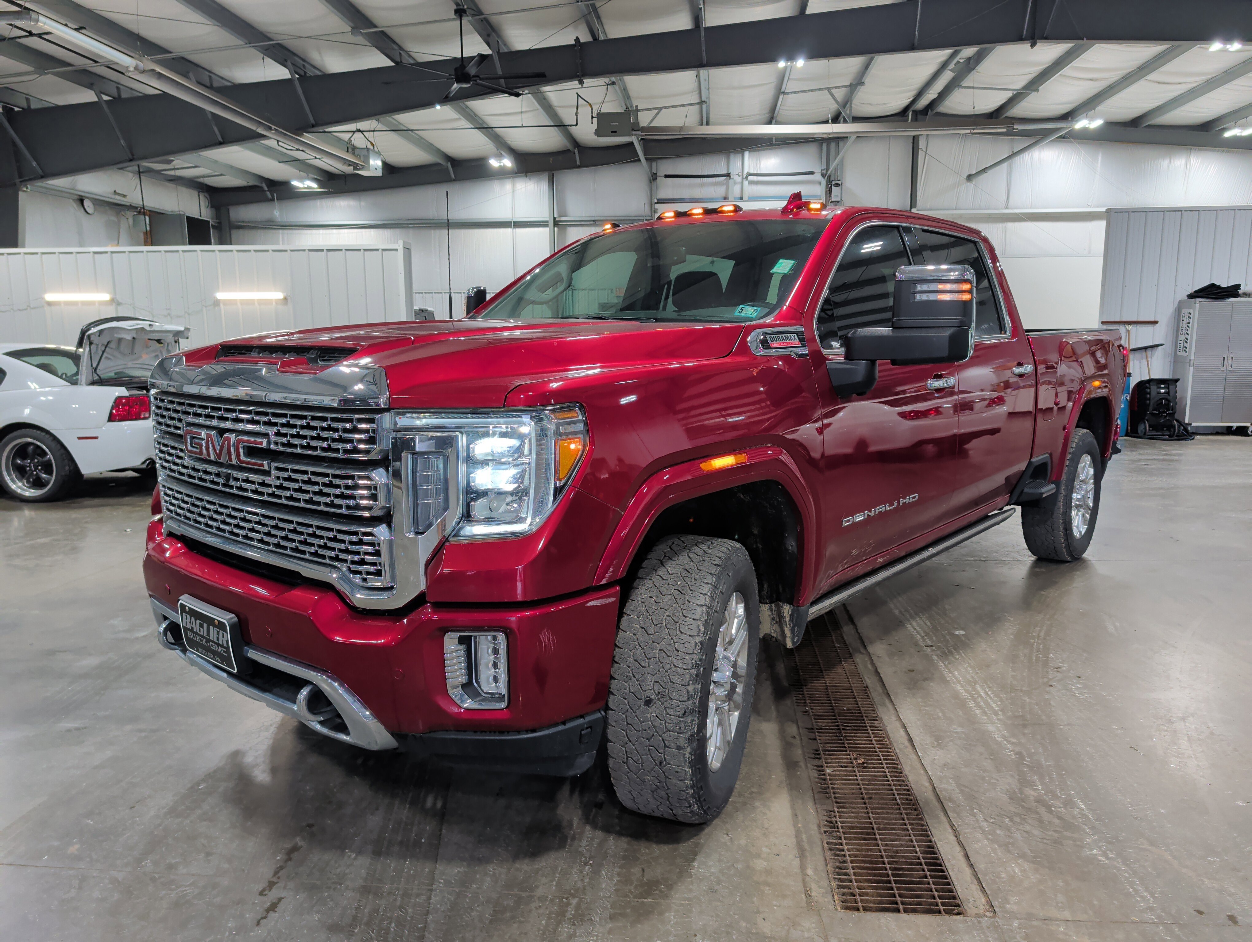 Used 2023 GMC Sierra 2500 Denali AWD/4WD image 6
