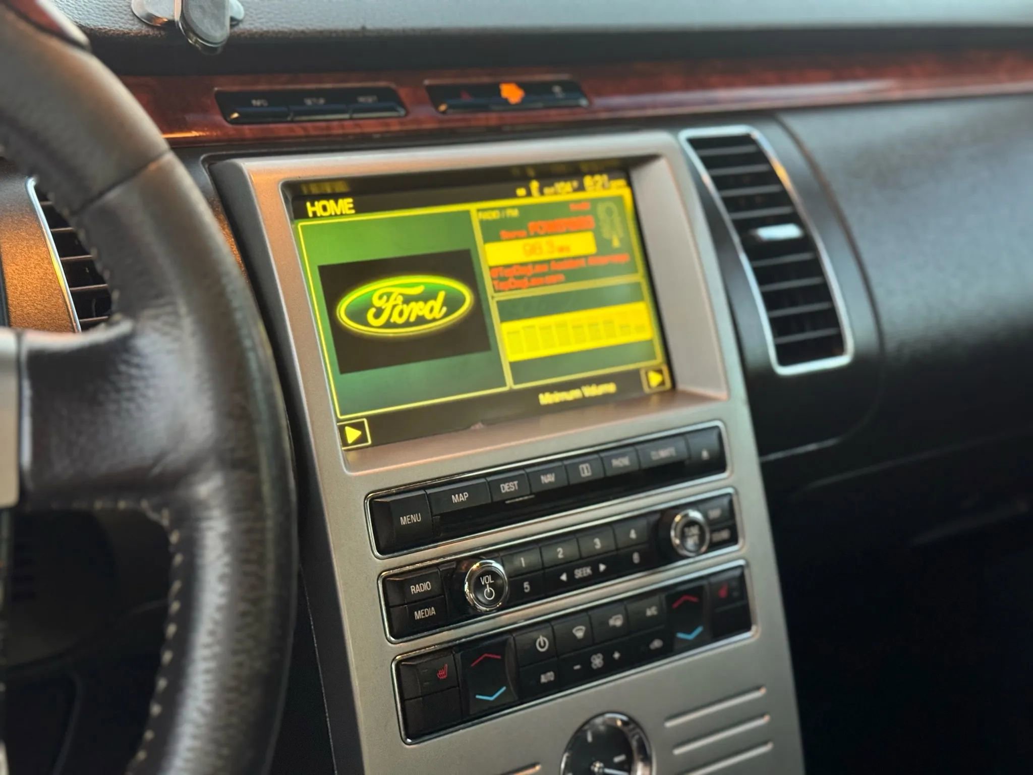 Used 2009 Ford Flex Limited image 36