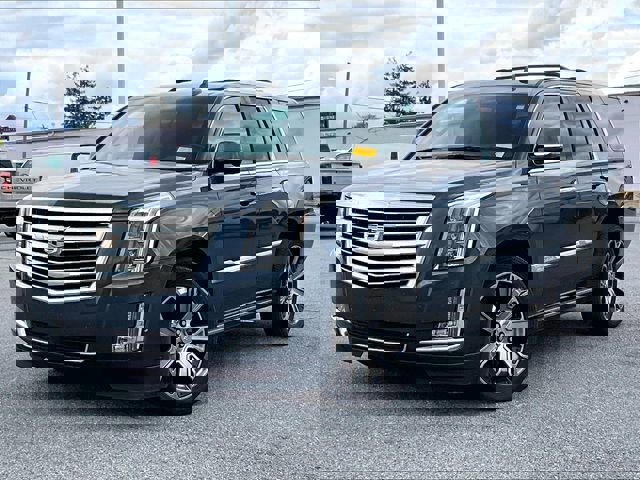 Used 2019 Cadillac Escalade Platinum AWD/4WD image 2